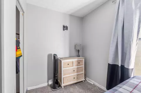 Bedroom - 624 E 5th Ave, Lancaster, OH 43130 photo 4 of 5