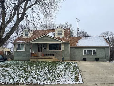 4496 Sunray Rd, Dayton, OH 45429