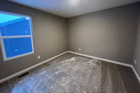 213 Isleta Dr, Pataskala, OH 43062 photo 12