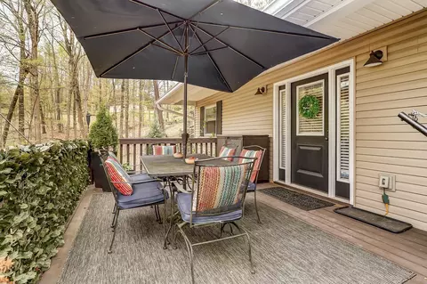 228 Shawnee Ln #L, Sugar Grove, OH 43155