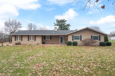 2221 Mifflin Ave, Ashland, OH 44805