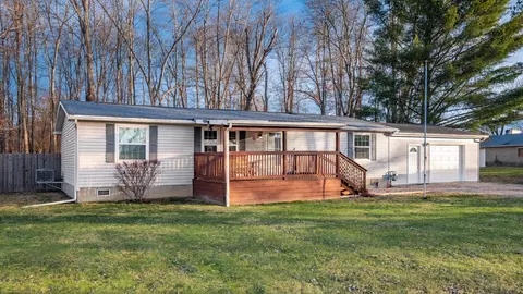 241 Valentine Dr, New Lexington, OH 43764