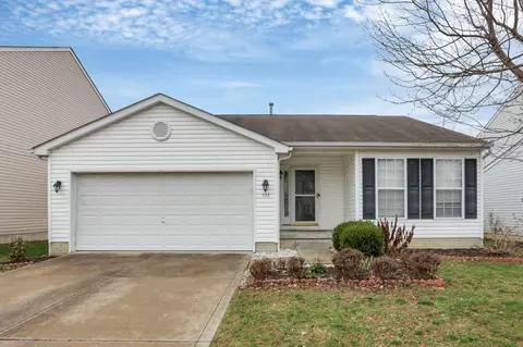 537 Stone Shadow Dr, Blacklick, OH 43004