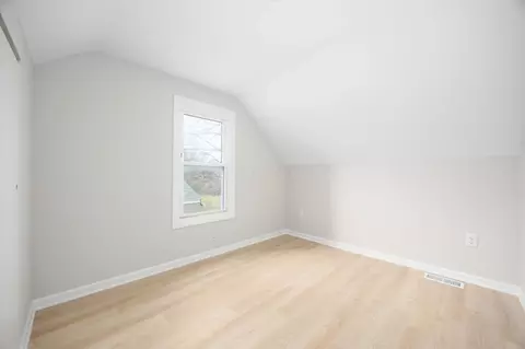 2421 Rhoads Ave, Columbus, OH 43207 photo 17