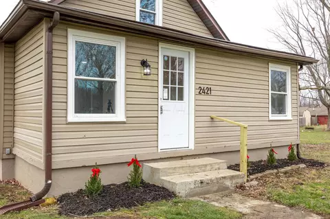 2421 Rhoads Ave, Columbus, OH 43207