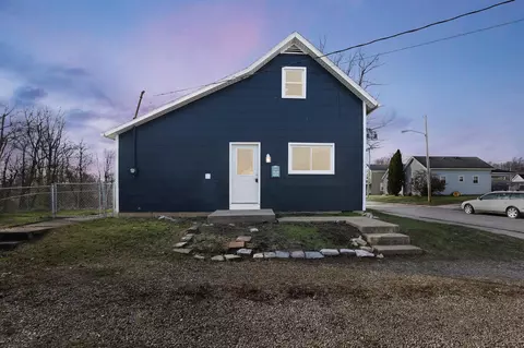 38 South St, London, OH 43140