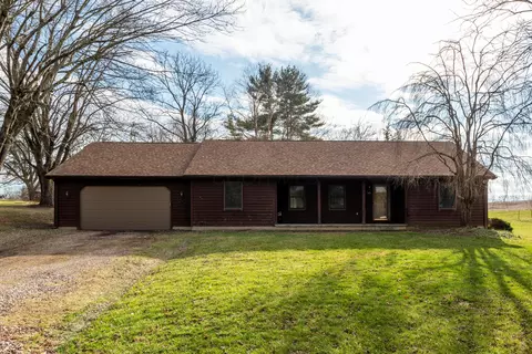 93 Rosemary Ln SE, Heath, OH 43056