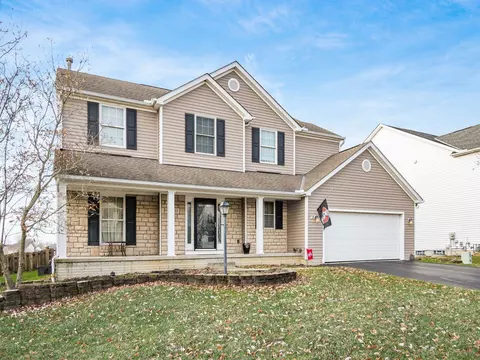 111 Longleaf St, Pickerington, OH 43147