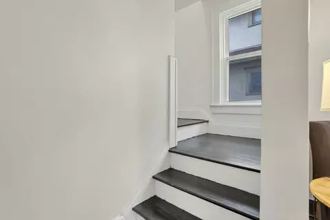 Entry Way - 167 E Hinman Ave, Columbus, OH 43207 photo 8 of 14