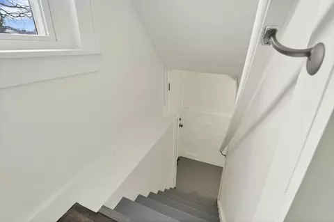 Entry Way - 167 E Hinman Ave, Columbus, OH 43207 photo 10 of 14