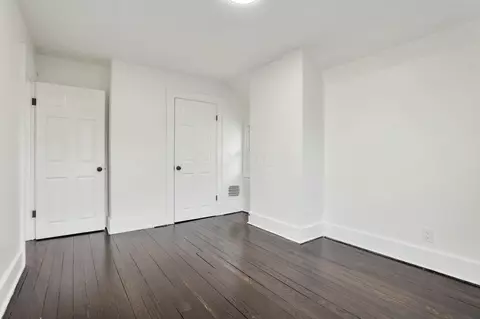 Bedroom - 167 E Hinman Ave, Columbus, OH 43207 photo 8 of 11