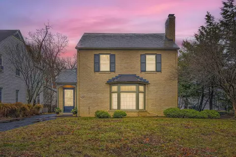186 S Roosevelt Ave, Columbus, OH 43209