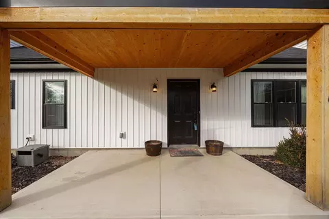 Exterior - 356 E High St, Ostrander, OH 43061 photo 11 of 17