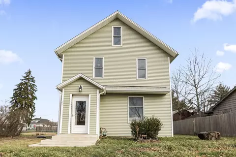 83 High St, Carroll, OH 43112