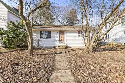 55 Linden Ave, Newark, OH 43055