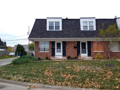 4465 Folkestone Ct S #2B, Columbus, OH 43220