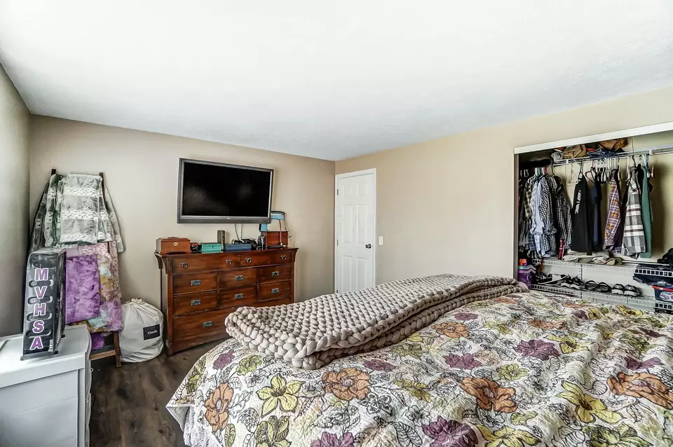 Bedroom - 3000 Old Springfield Rd, Springfield, OH 45502 photo 3 of 11