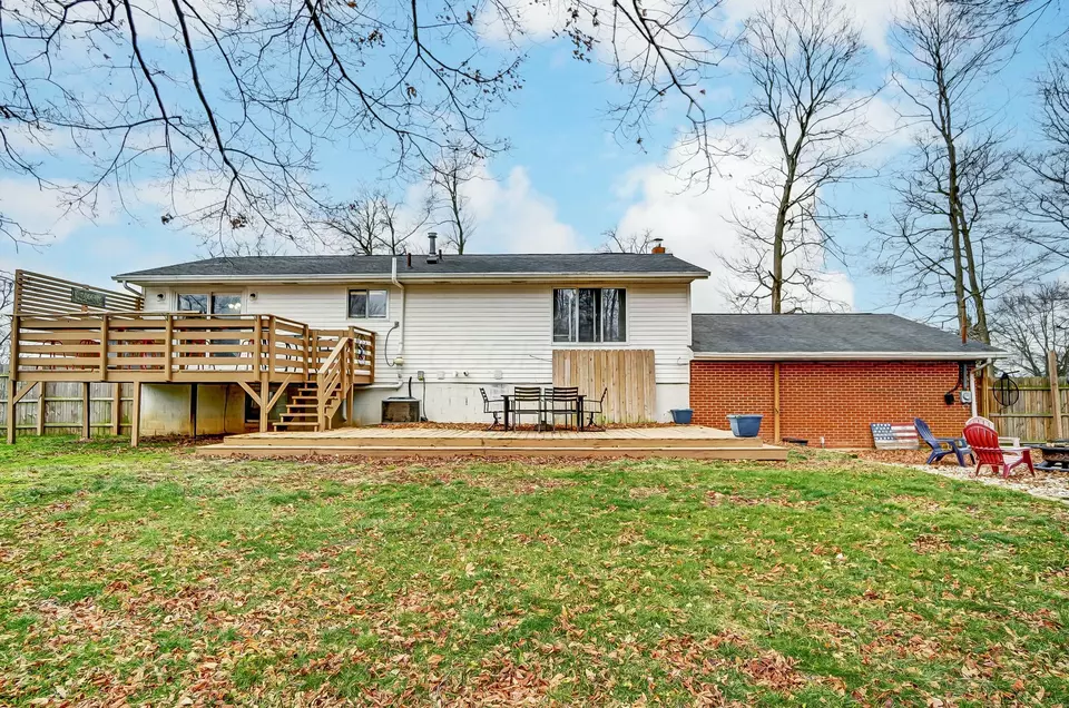 Exterior - 3000 Old Springfield Rd, Springfield, OH 45502 photo 5 of 19
