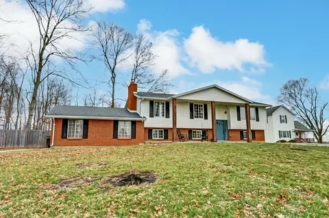 Exterior - 3000 Old Springfield Rd, Springfield, OH 45502 photo 3 of 19