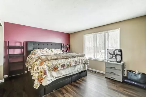 Bedroom - 3000 Old Springfield Rd, Springfield, OH 45502 photo 1 of 11