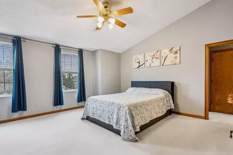 Bedroom - 6613 Wynwright Dr, Dublin, OH 43016 photo 1 of 7
