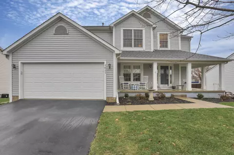 1611 Early Spring Dr, Lancaster, OH 43130