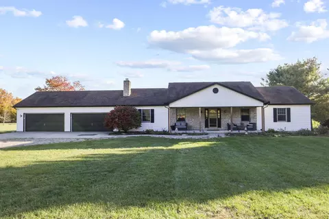 645 Refugee Rd SE, Hebron, OH 43025