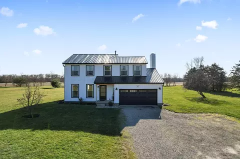 4443 State Route 316 W, Ashville, OH 43103