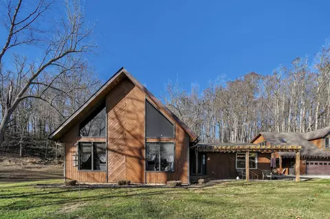 3607 Fallsburg Rd NE, Newark, OH 43055