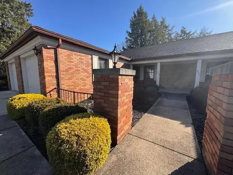 509 E Gambier St #B, Mount Vernon, OH 43050