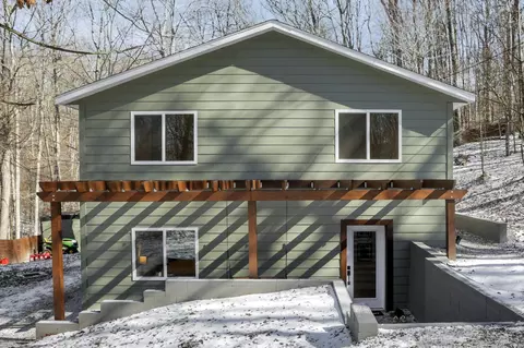 20930 Buena Vista Rd, Rockbridge, OH 43149