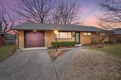 1523 Golding Dr, Reynoldsburg, OH 43068