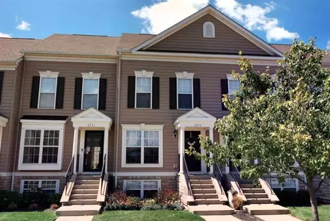 5273 Royal Arch Cascade Dr #29, Dublin, OH 43016