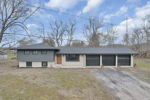 343 Darla Dr, Newark, OH 43055