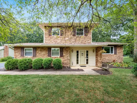 382 Forward Pass Rd SW, Pataskala, OH 43062