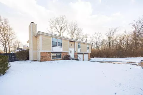 433 Gentlewind Dr, Westerville, OH 43081