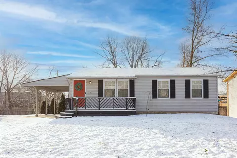 2567 Vernal Dr, Grove City, OH 43123
