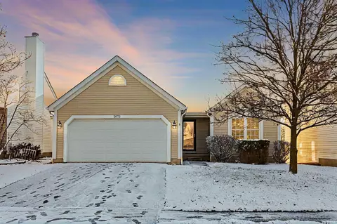 2072 Widding Rd, Grove City, OH 43123