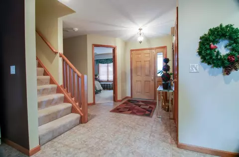 Entry Way - 1468 Eagle Way, Marion, OH 43302 photo 1 of 1