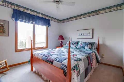 Bedroom - 1468 Eagle Way, Marion, OH 43302 photo 8 of 9