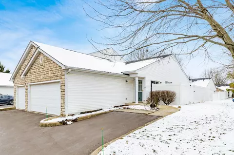 6762 Axtel Dr #13E, Canal Winchester, OH 43110