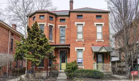 98 Warren St, Columbus, OH 43215
