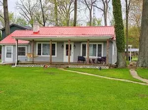 3 Walnut St, Belle Center, OH 43310