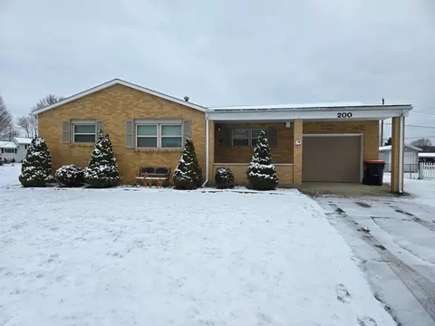 200 Parana Dr, Newark, OH 43055