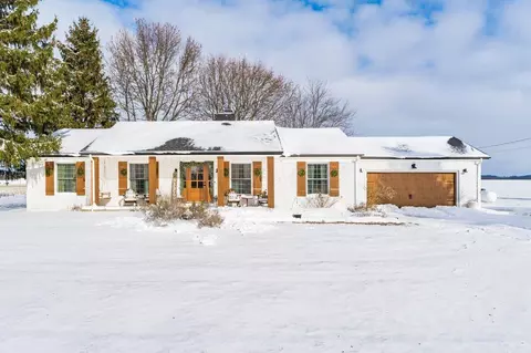 7488 Bell Station Rd, Circleville, OH 43113