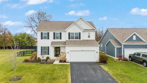 4362 Bluebird Dr, Powell, OH 43065