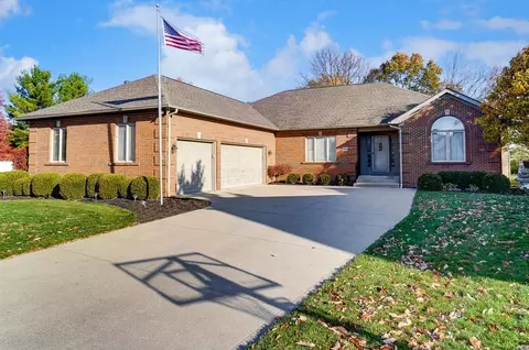 2046 Gingerwood Ct, Grove City, OH 43123