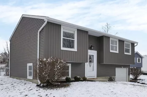 2417 Barstone Ct, Grove City, OH 43123