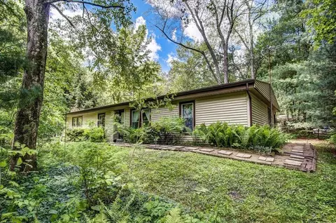 2028 Blacks Rd SW, Hebron, OH 43025