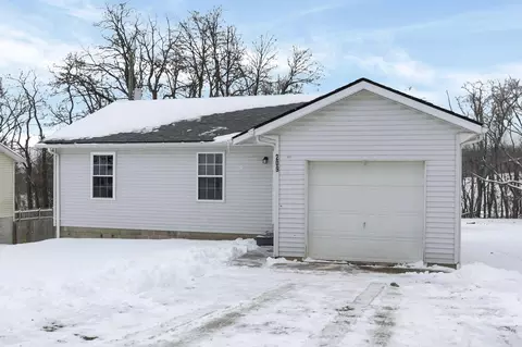 209 W Gay St, Somerset, OH 43783